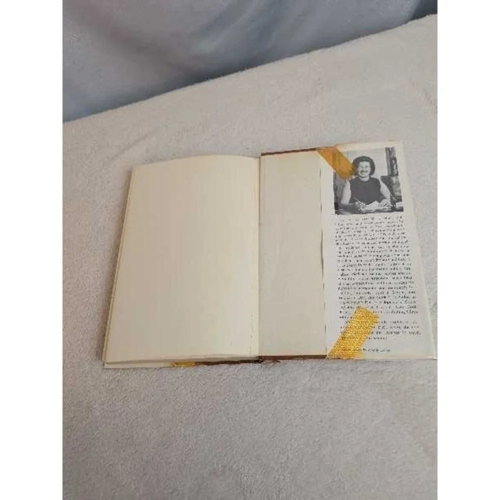 Vintage The Magic of Mushroom Cookery 1971 Cookbook Kay Shaw Nelson
